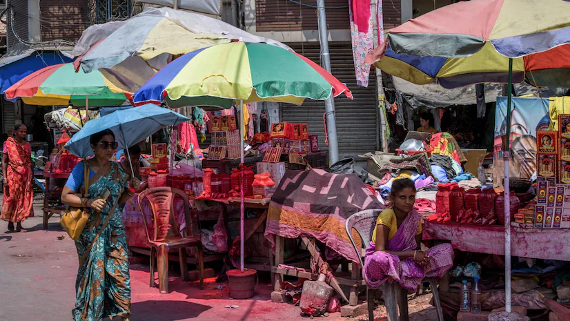 Heatwave Claims Over a Dozen Lives in Gujarat