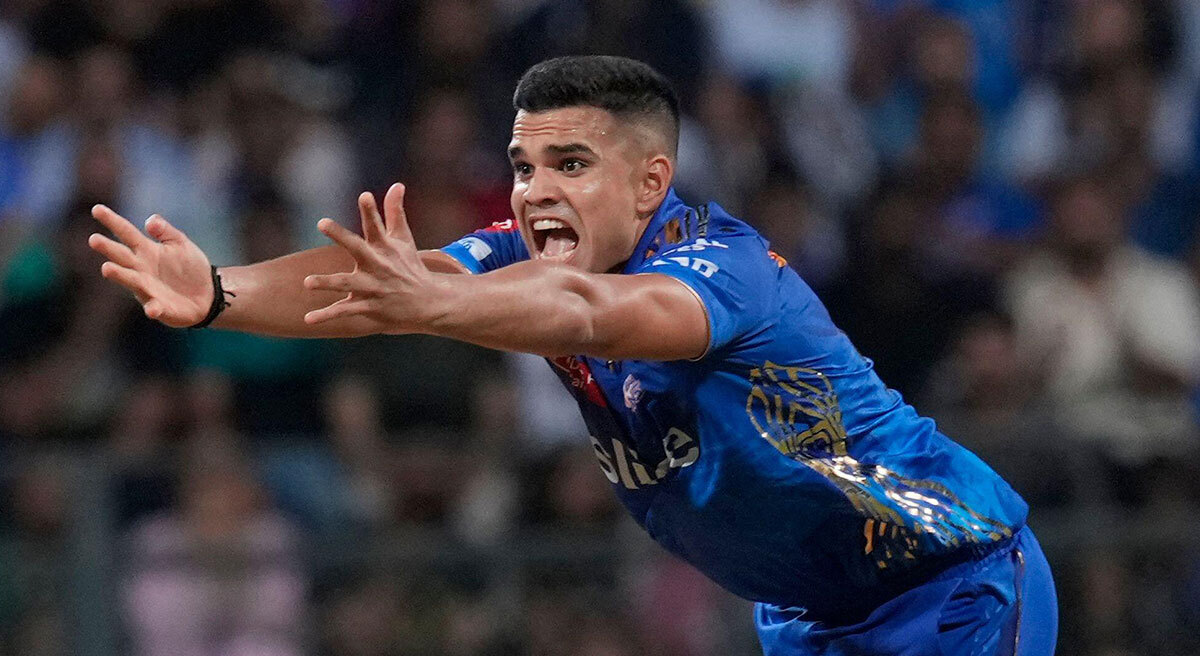 Arjun Tendulkar's Gesture Sparks Cheeky Response from Marcus Stoinis in IPL 2024