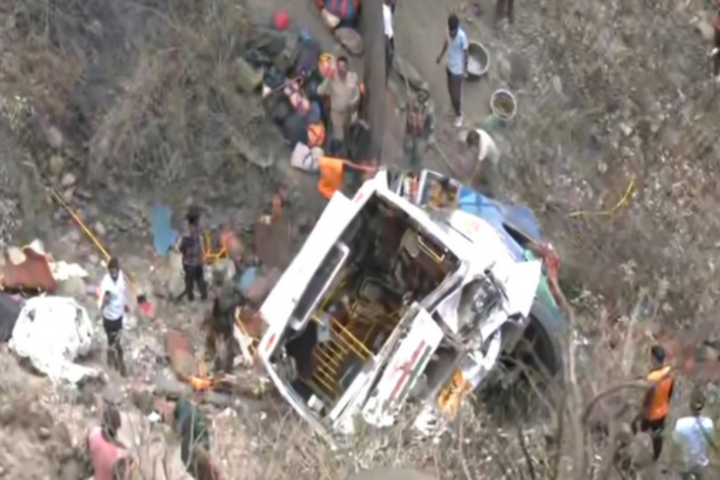 1: 21 Killed, Over 40 Injured as Bus Plunges into Gorge in Jammu's Akhnoor